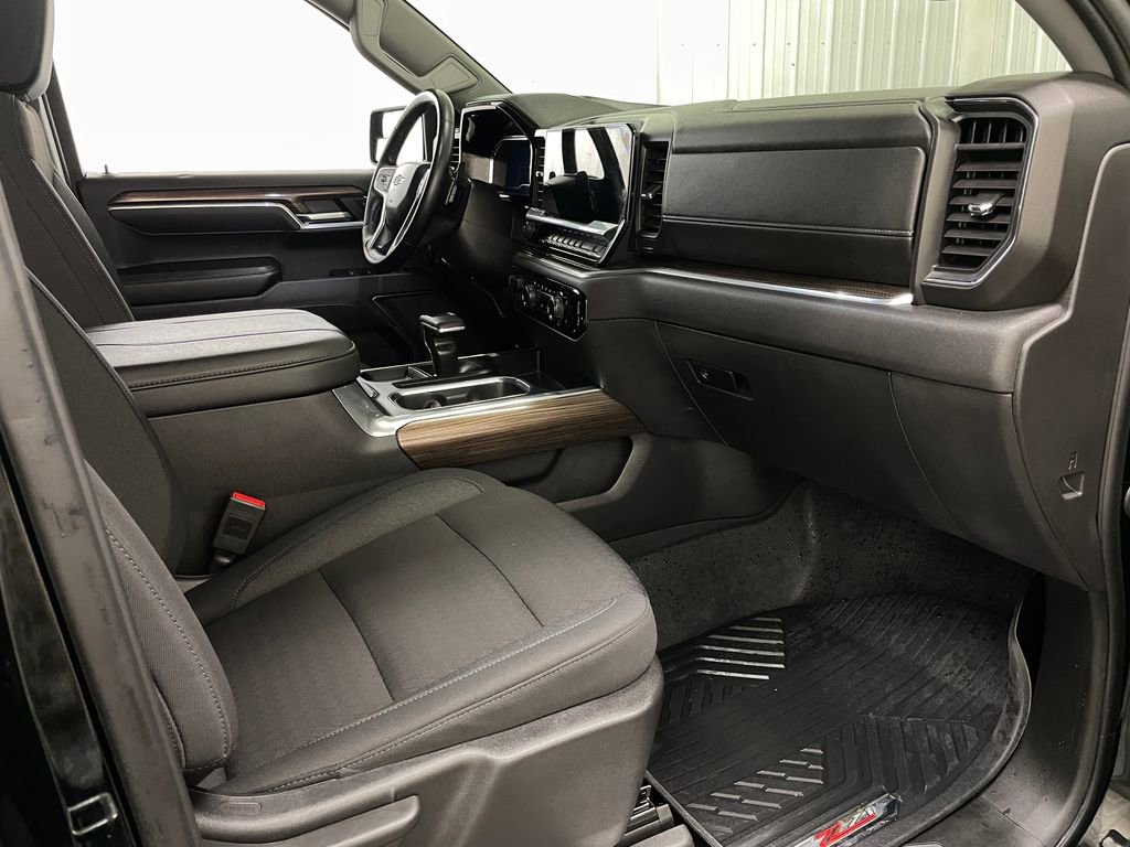 Certified 2025 Chevrolet Silverado 1500 LT Trail Boss image 32