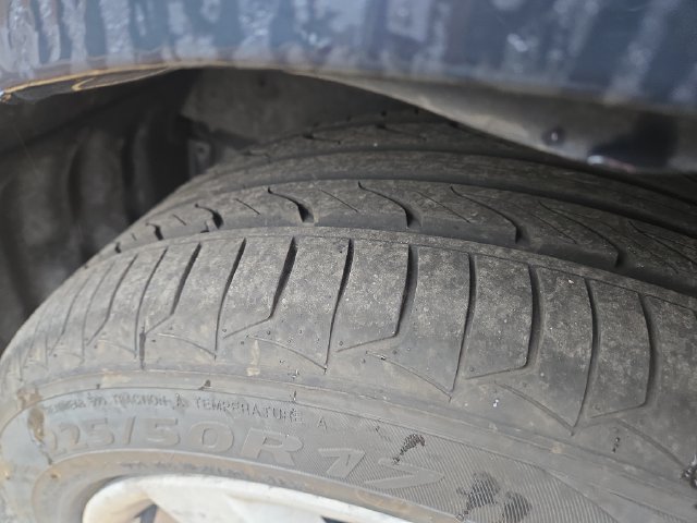Used 2006 Mitsubishi Eclipse GS FWD image 17
