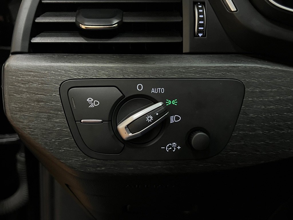 Used 2021 Audi A4 2.0T Premium Plus w/ Premium Plus Package image 20