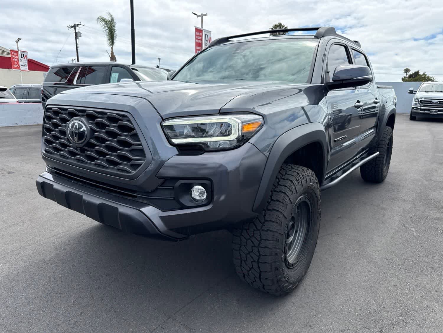 Used 2021 Toyota Tacoma TRD Off-Road w/ TRD Premium Off Road Package AWD/4WD image 1
