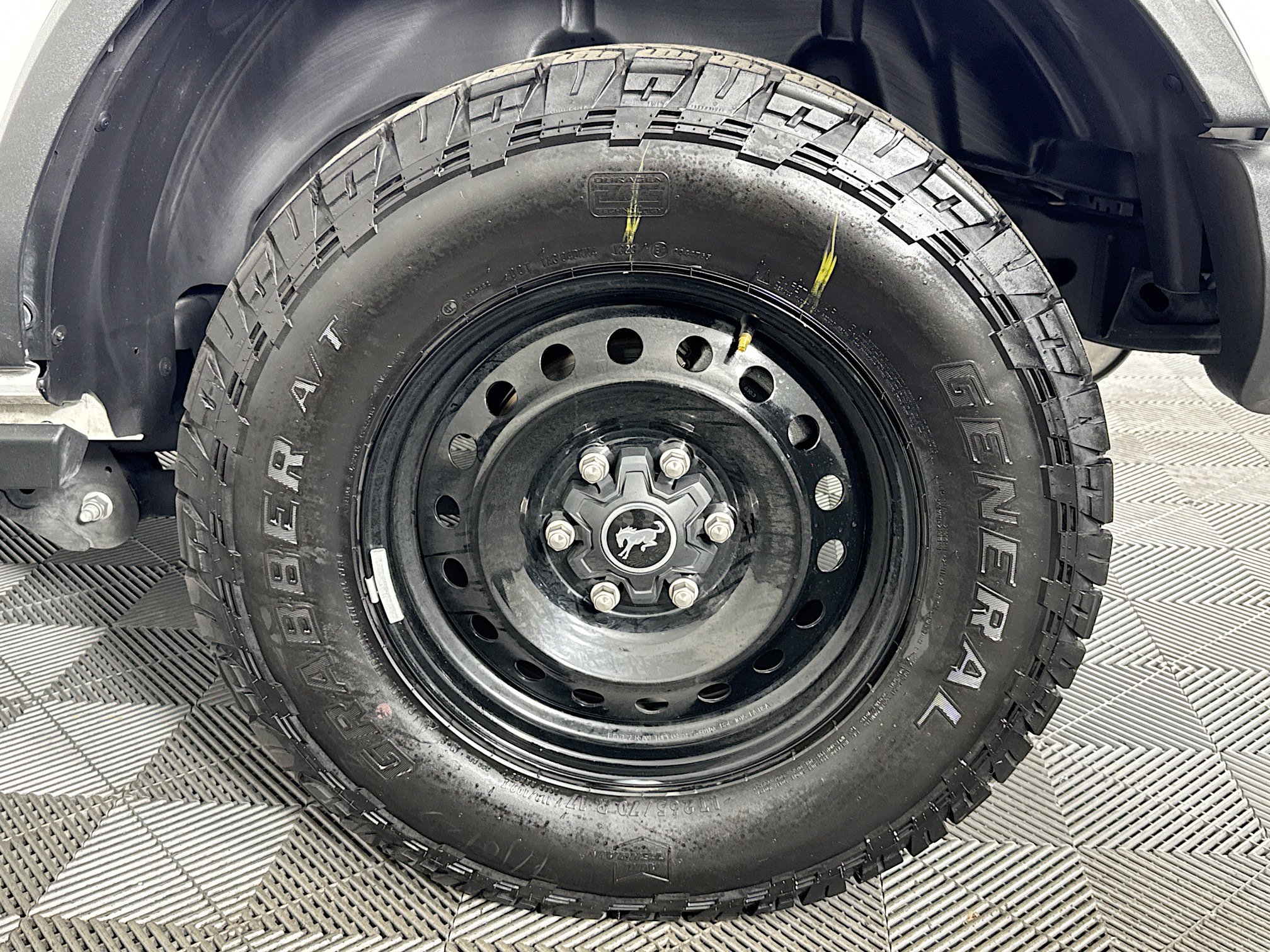 Used 2023 Ford Bronco Black Diamond image 36