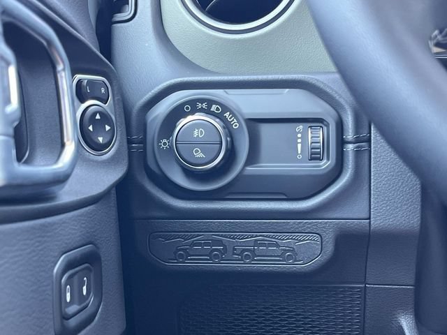 New 2026 Jeep Gladiator Mojave AWD/4WD image 31