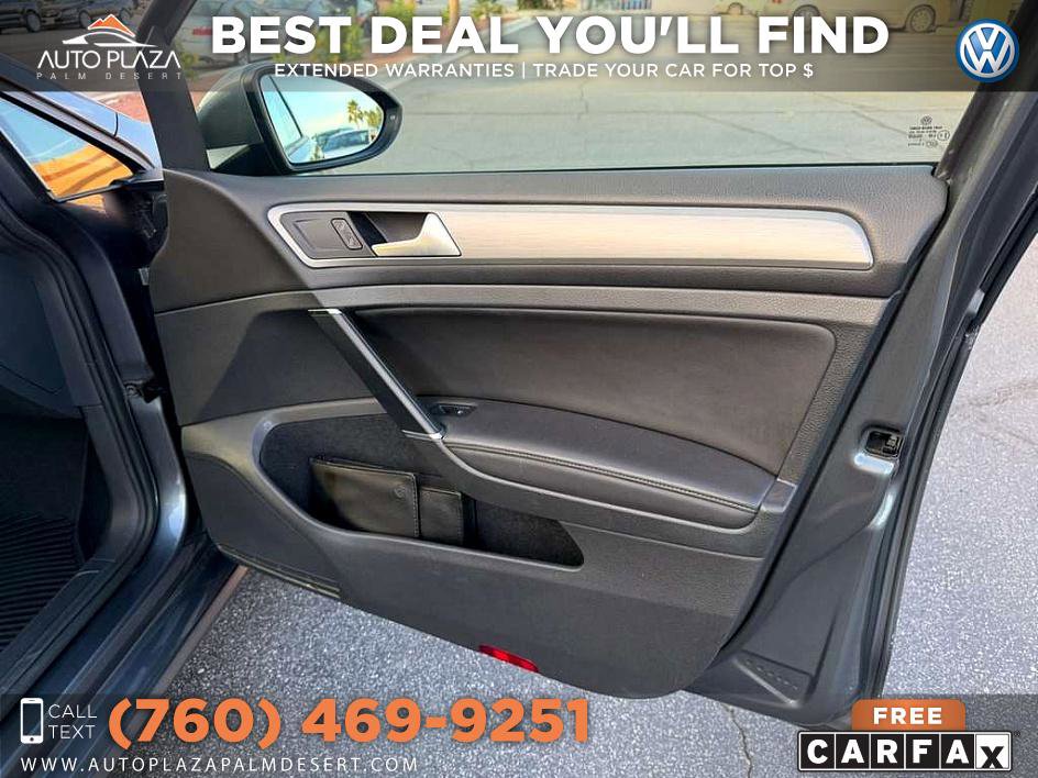 Used 2015 Volkswagen Golf S FWD image 27