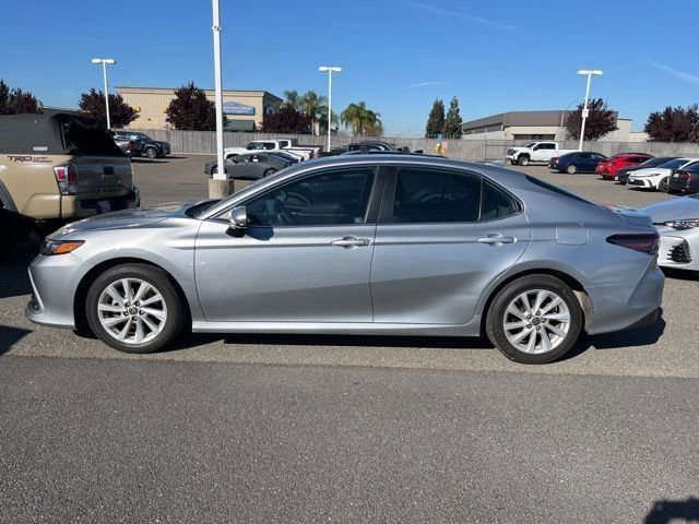 Used 2024 Toyota Camry LE image 8