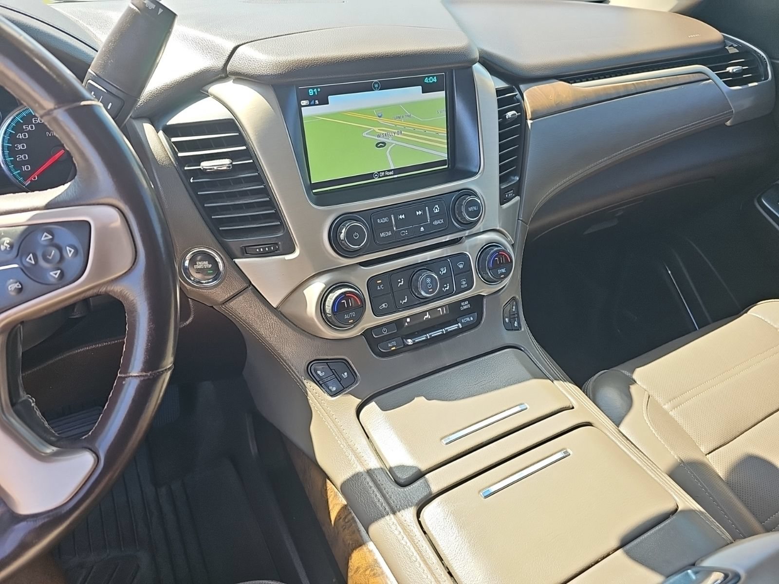 Used 2018 GMC Yukon XL Denali w/ Open Road Package AWD/4WD image 21