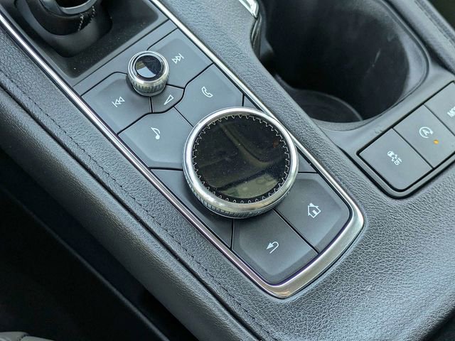 Certified 2023 Cadillac XT4 Premium Luxury image 26