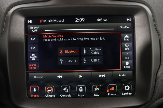 Used 2022 Jeep Renegade Latitude w/ Convenience Group image 5