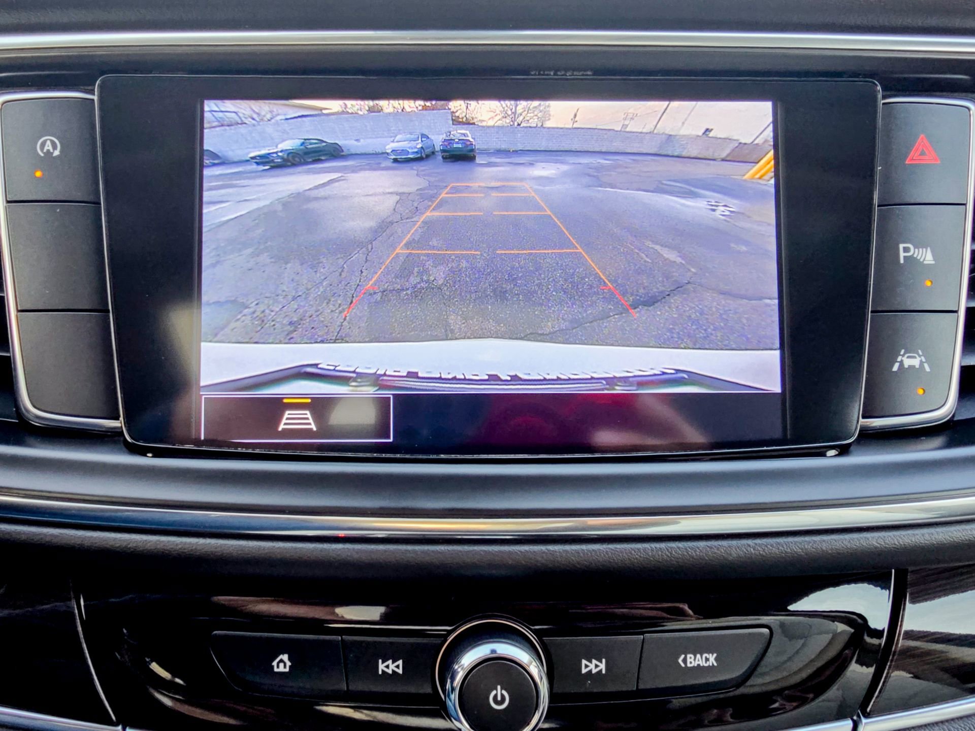 Used 2022 Buick Enclave Essence w/ Experience Buick Package image 39