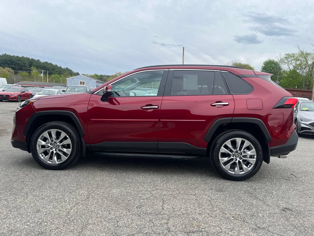 Used 2025 Toyota RAV4 Limited w/ Advanced Technology Package AWD/4WD image 14