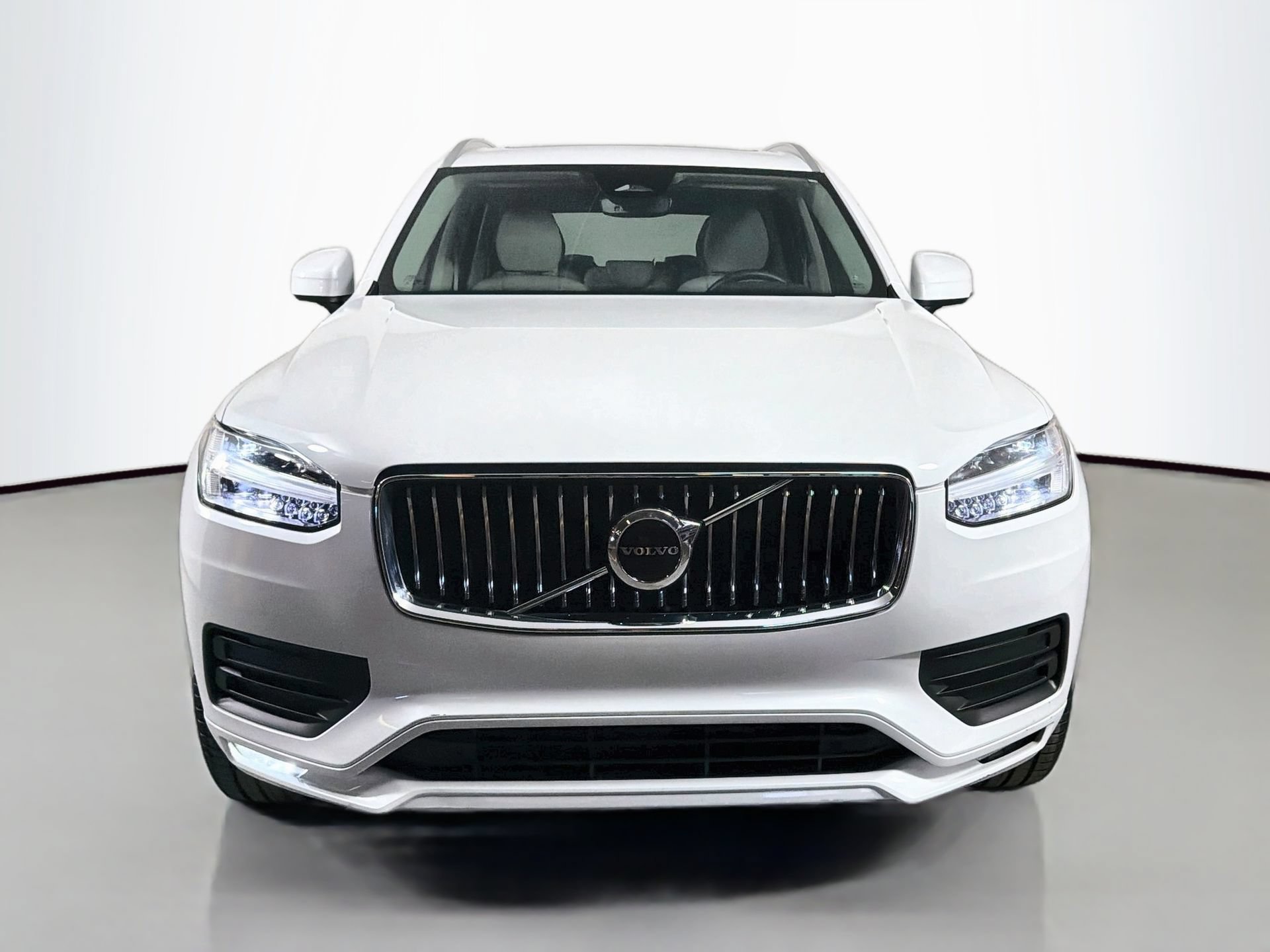 Certified 2023 Volvo XC90 B6 Core w/ Protection Package Premier AWD/4WD image 2