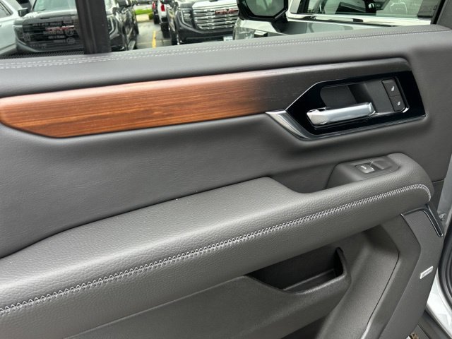New 2027 GMC Yukon Denali w/ Denali Reserve Package AWD/4WD image 22