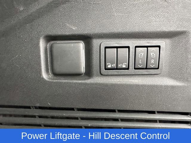 Used 2021 Chevrolet Tahoe Z71 w/ Z71 Signature Package image 20