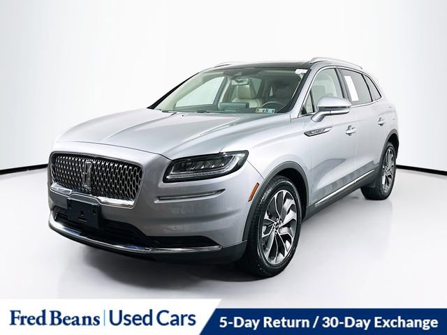 Used 2022 Lincoln Nautilus Reserve image 3