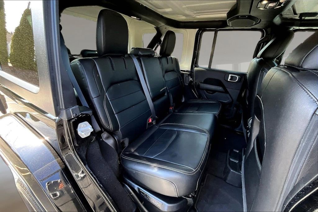 Used 2023 Jeep Wrangler Unlimited Sahara w/ Cold Weather Group image 24