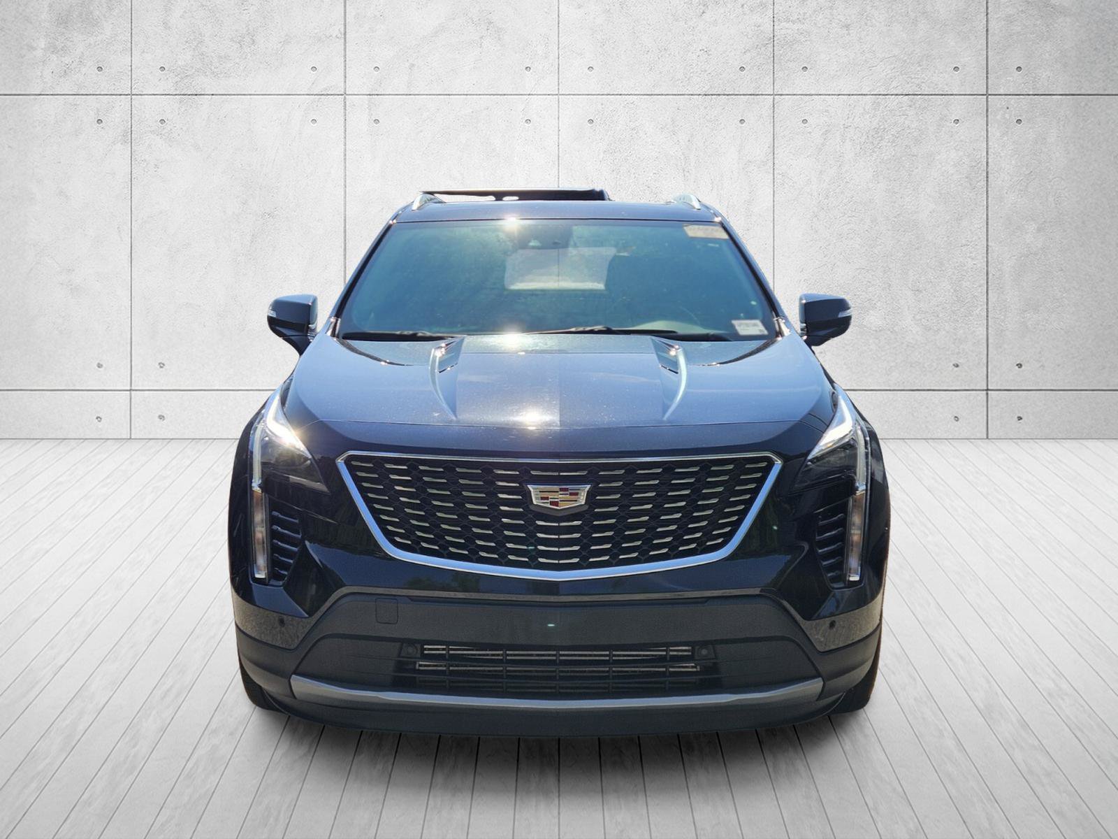 Used 2023 Cadillac XT4 Premium Luxury AWD/4WD image 5