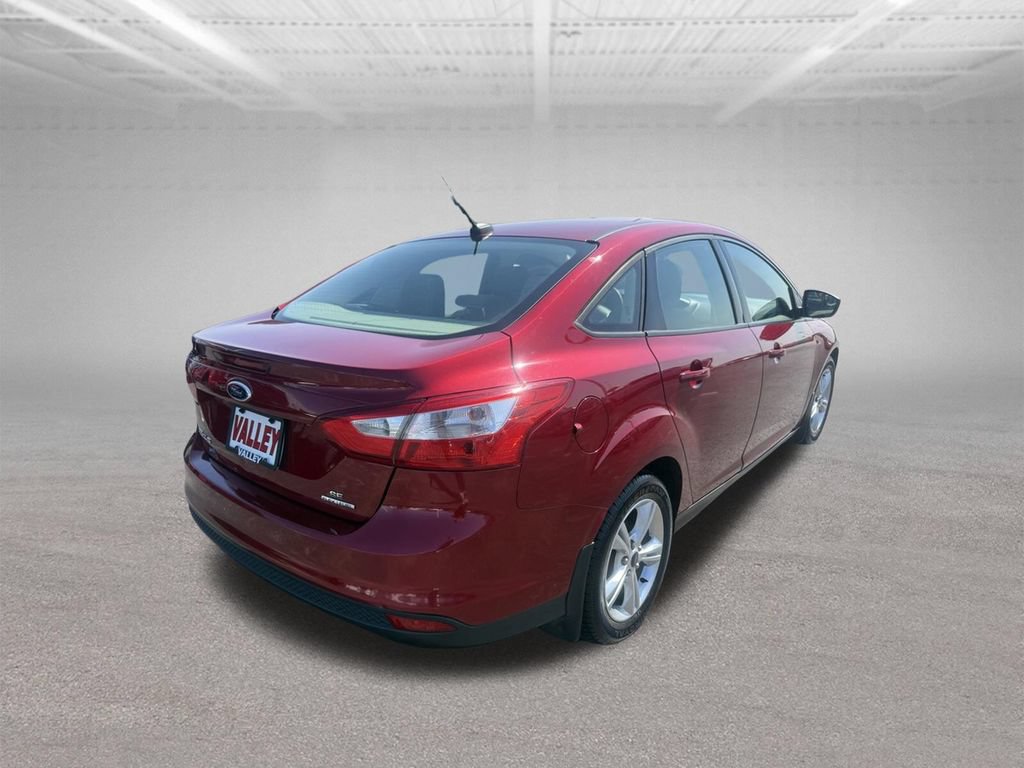 Used 2013 Ford Focus SE FWD image 3