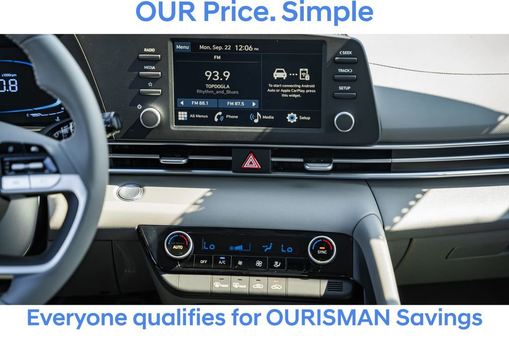 New 2025 Hyundai Elantra Sport image 17