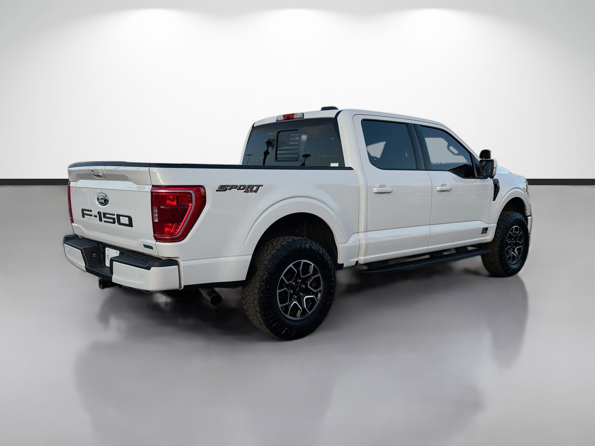 Used 2022 Ford F150 XLT w/ Equipment Group 302A High AWD/4WD image 3
