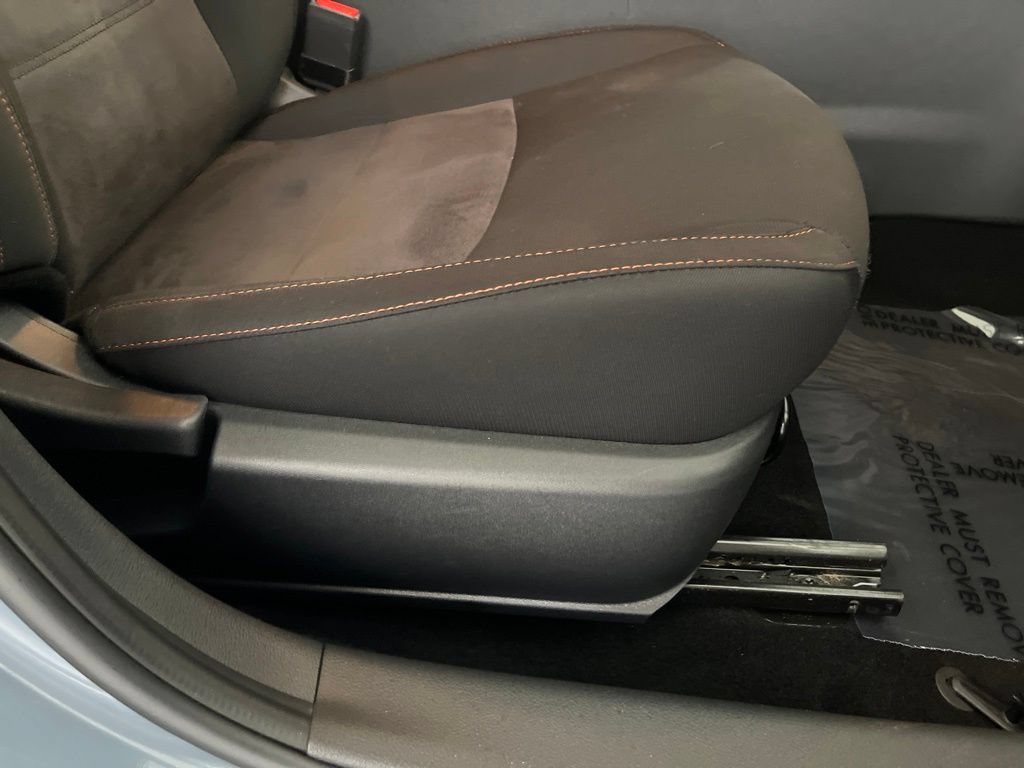 Used 2025 Nissan Sentra SR FWD image 53