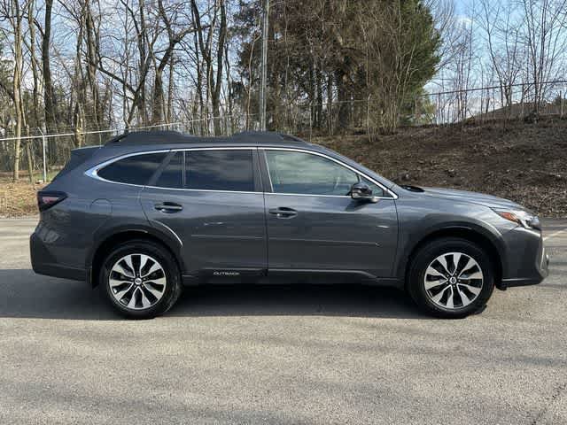 Certified 2024 Subaru Outback Limited AWD/4WD image 3