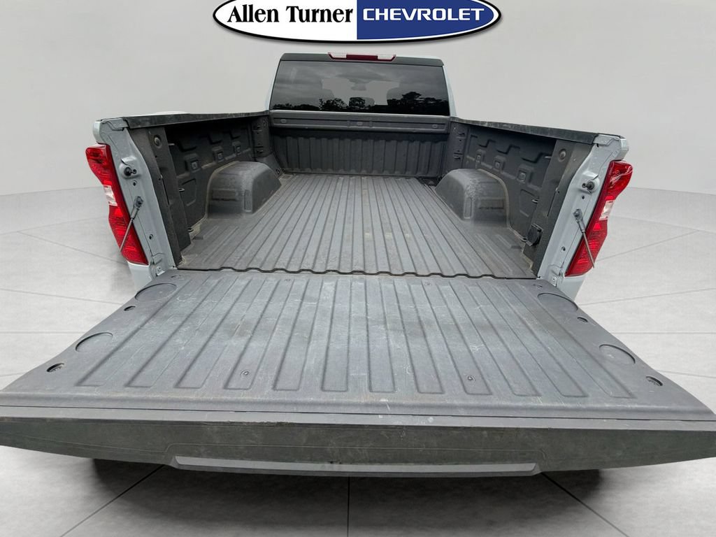 Used 2024 Chevrolet Silverado 1500 Custom w/ Turbomax Blackout Package AWD/4WD image 7