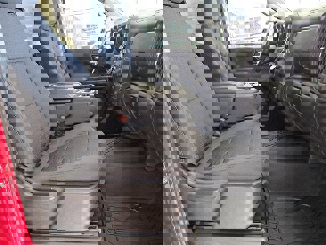 Used 2019 Chevrolet Silverado 1500 Custom Trail Boss image 4