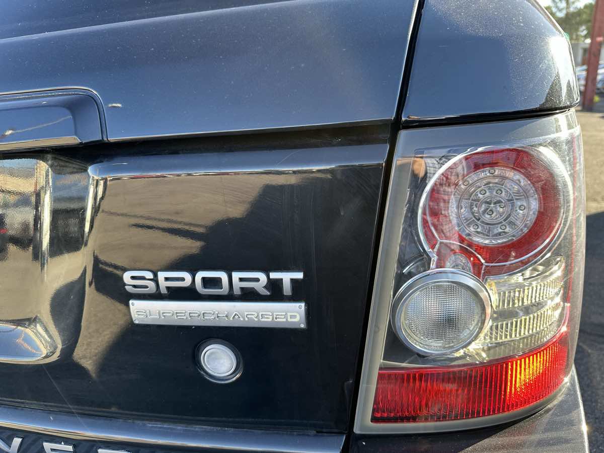 Used 2011 Land Rover Range Rover Sport Supercharged image 6