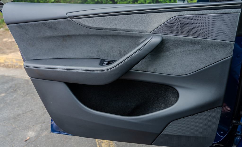 Used 2026 Tesla Model Y AWD image 13