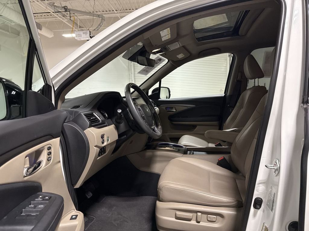 Used 2023 Honda Ridgeline RTL-E image 21