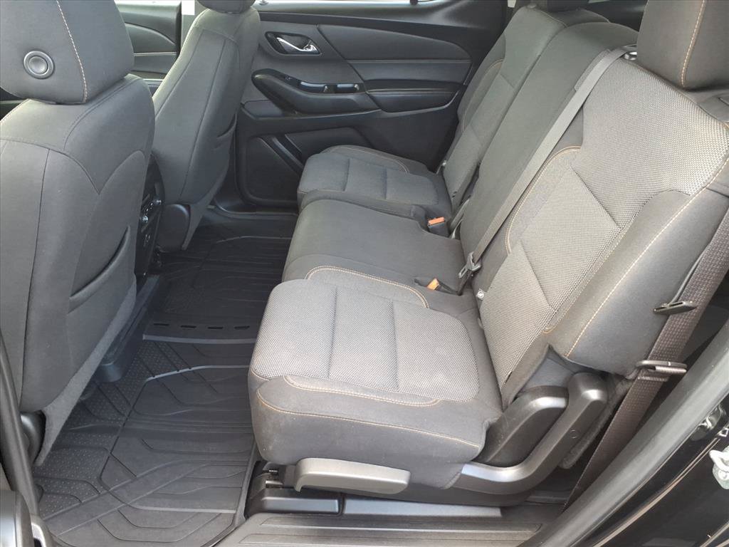 Used 2021 Chevrolet Traverse LS AWD/4WD image 13