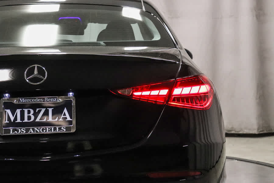 Used 2022 Mercedes-Benz C 300 Sedan image 9
