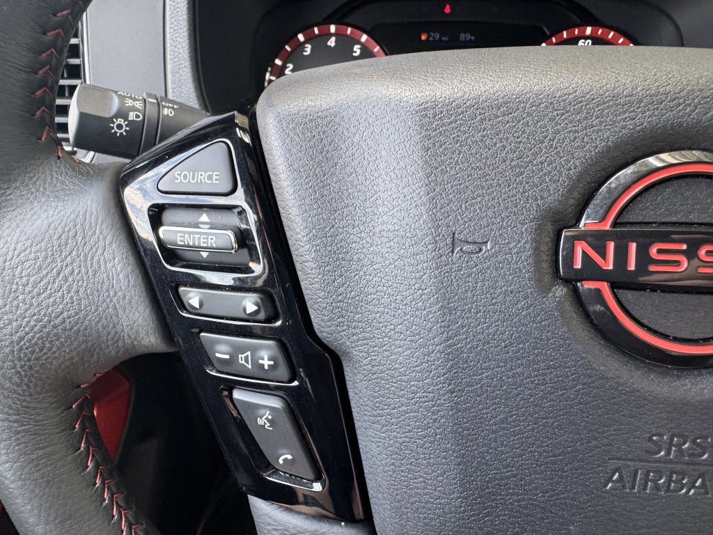 Used 2024 Nissan Frontier PRO-4X w/ Off-Road Protection Package image 31