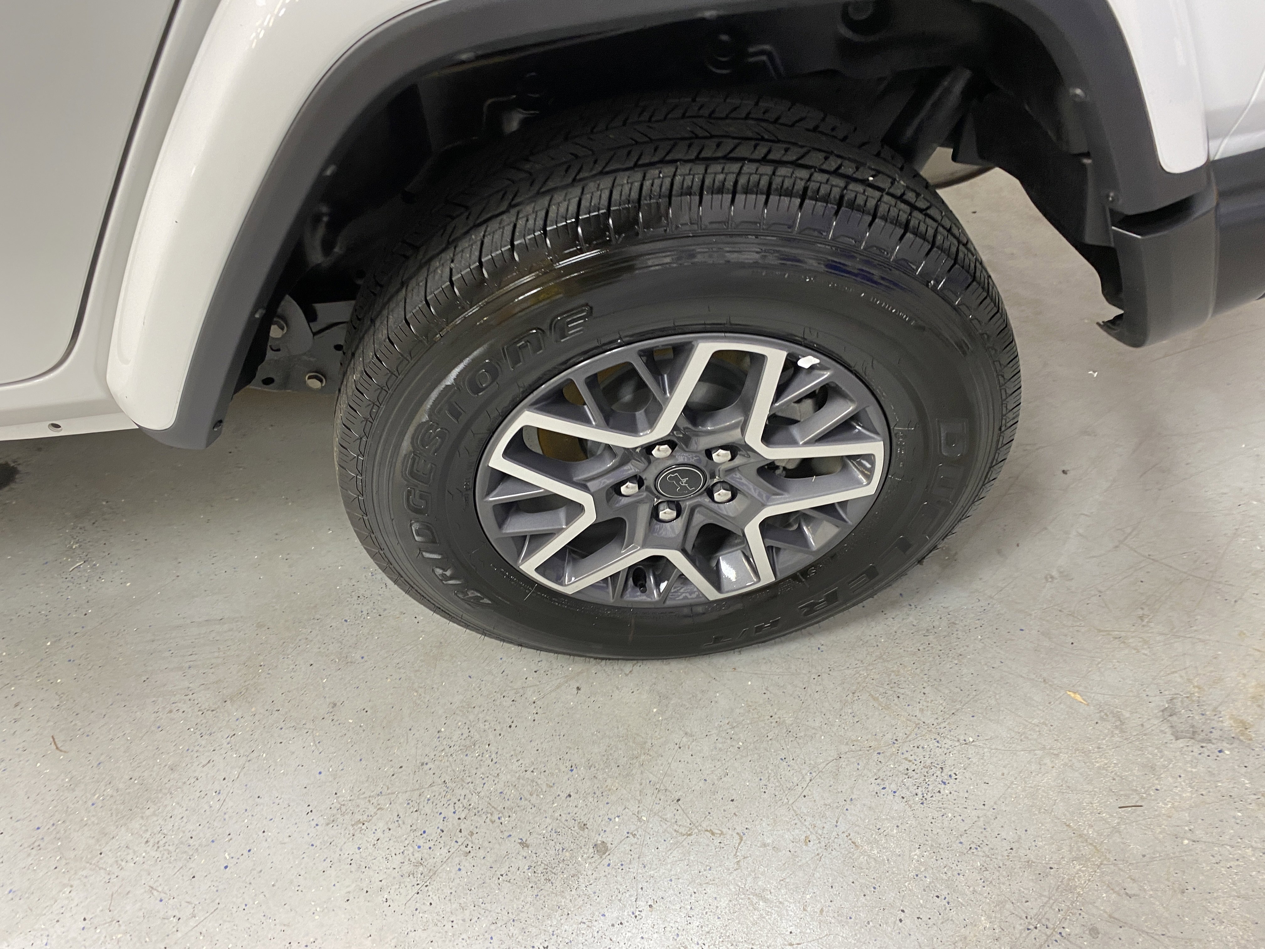 Used 2025 Jeep Wrangler Sahara image 12