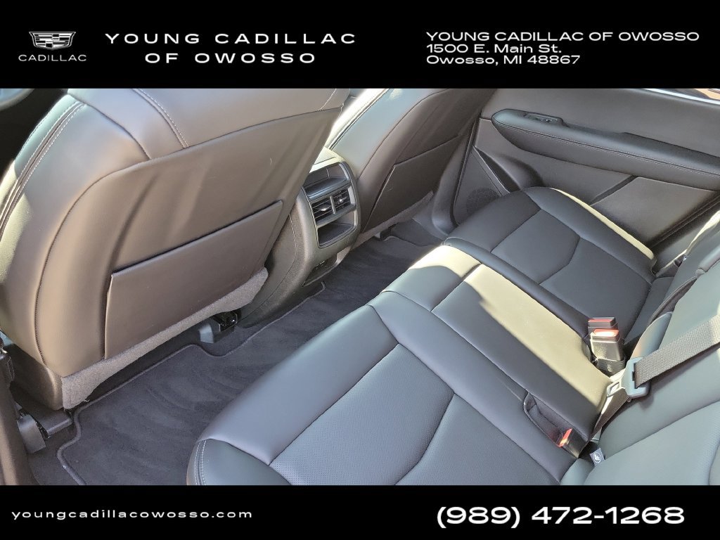 Certified 2025 Cadillac XT5 Premium Luxury w/ LPO, Floor Liner Package AWD/4WD image 33