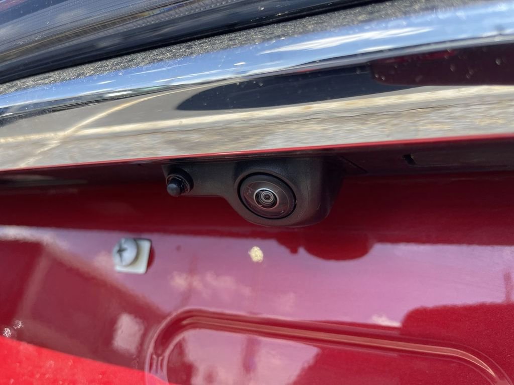 Used 2025 Buick Enclave Avenir w/ Trailering Package, 5000 lbs. image 9