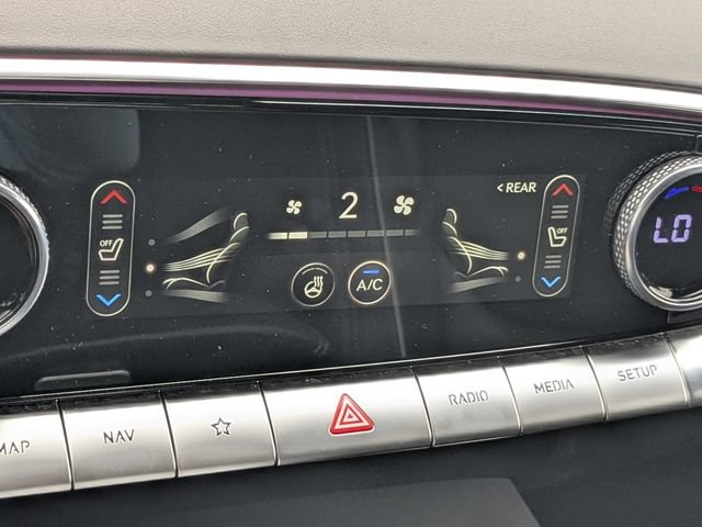 Certified 2025 Genesis GV70 2.5T w/ Sport Prestige Package AWD/4WD image 19