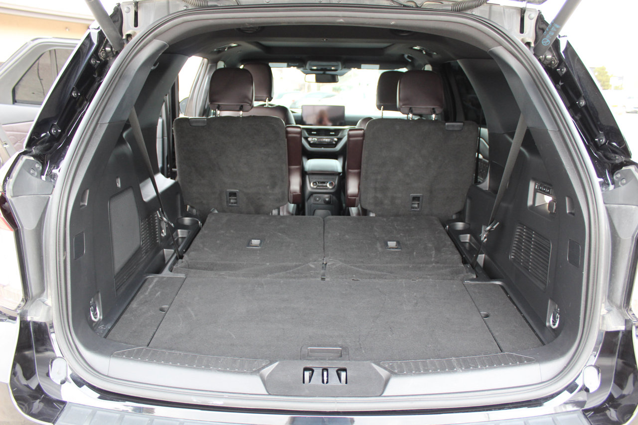 Used 2025 Ford Explorer Platinum w/ LUX Leather Package image 70