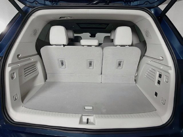 Used 2026 Buick Enclave Avenir w/ Super Cruise Package FWD image 32