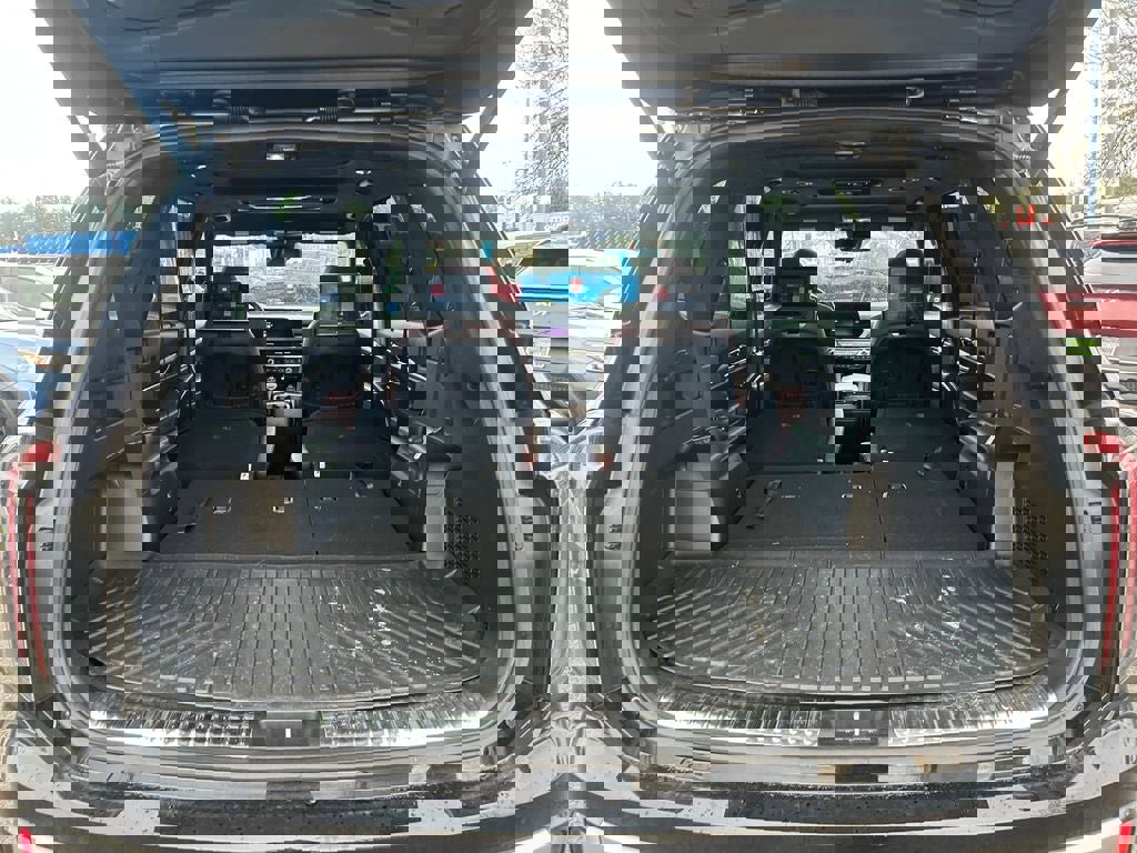 Used 2023 Kia Telluride SX Prestige image 24