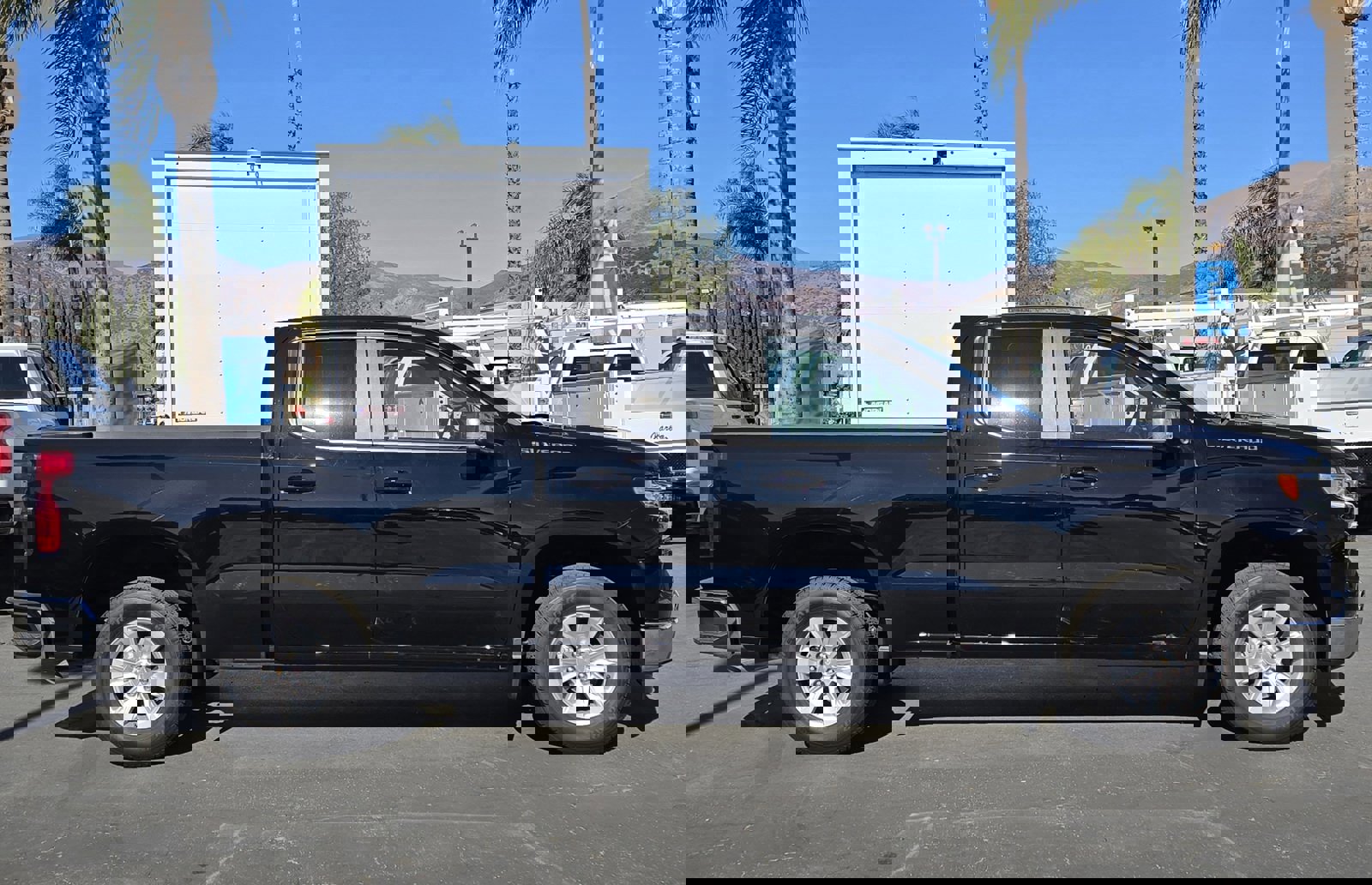 Used 2025 Chevrolet Silverado 1500 LT w/ Safety Package image 11