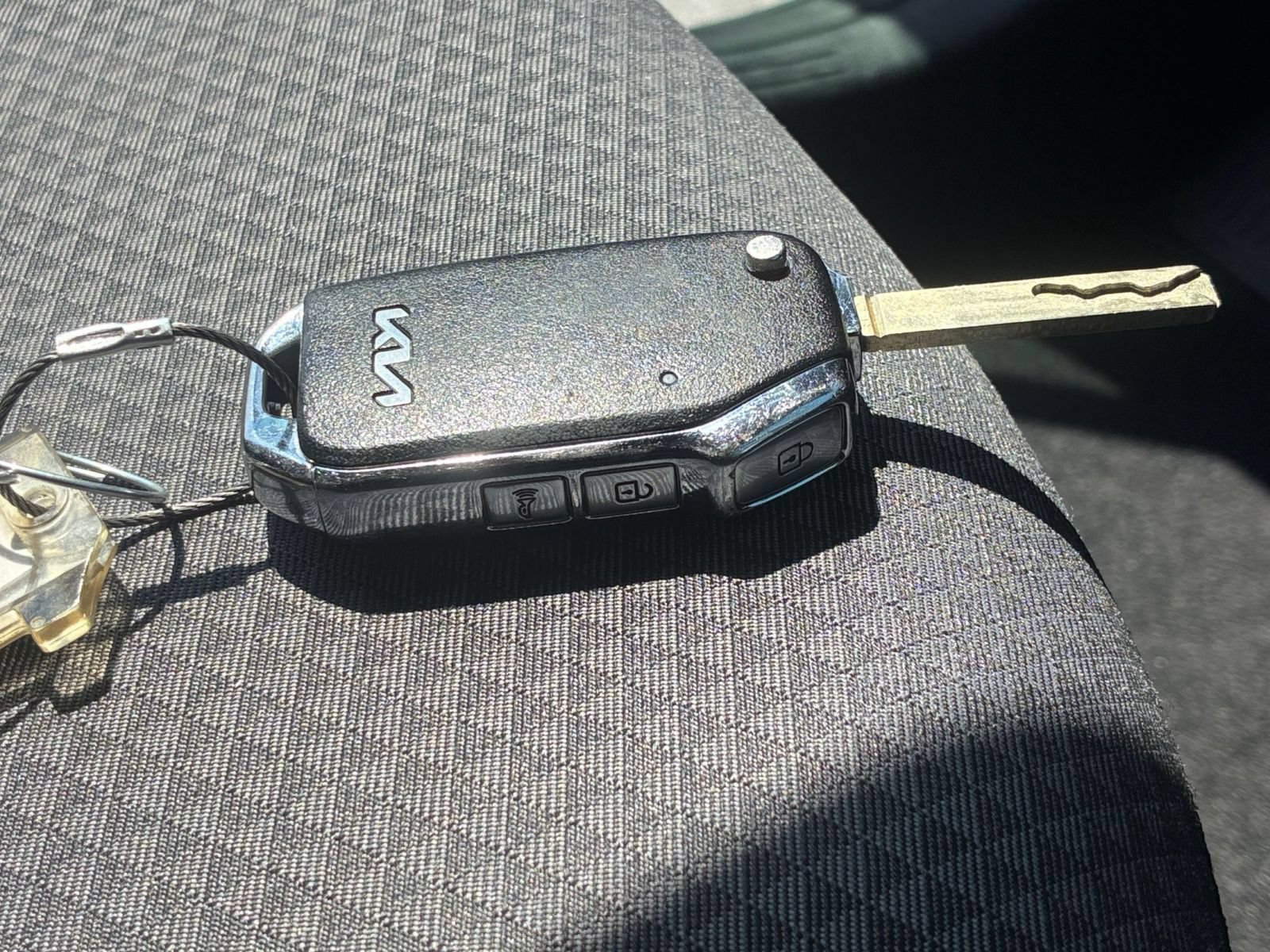 Used 2025 Kia Soul LX w/ LX Technology Package FWD image 20
