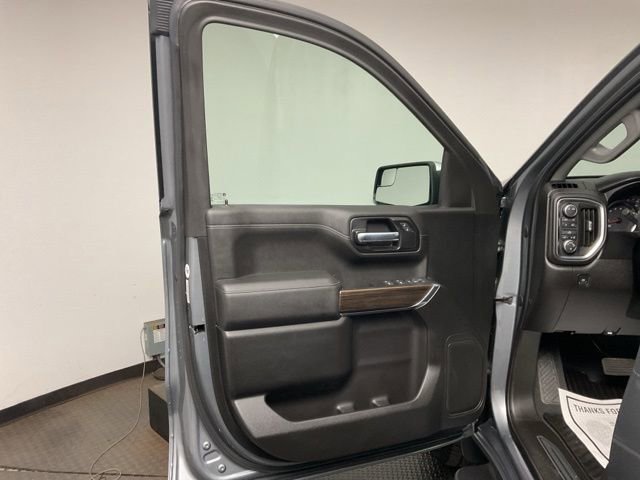 Certified 2021 Chevrolet Silverado 1500 LT w/ Convenience Package II AWD/4WD image 10