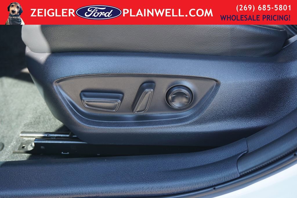 Used 2024 Toyota Camry SE image 17