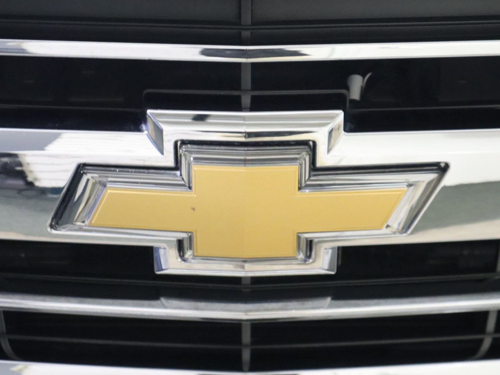 Used 2019 Chevrolet Silverado 2500 High Country w/ Duramax Plus Package AWD/4WD image 11