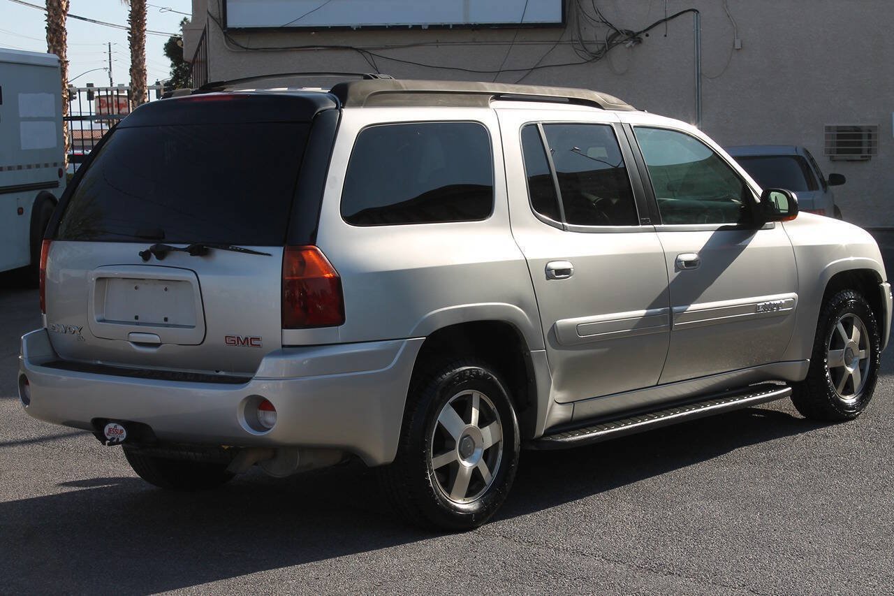 Used 2005 GMC Envoy XL SLT RWD image 8