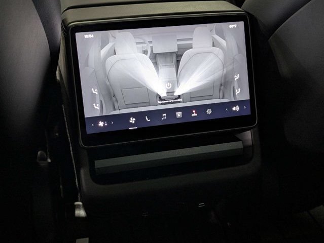 Used 2025 Tesla Model 3 RWD image 13