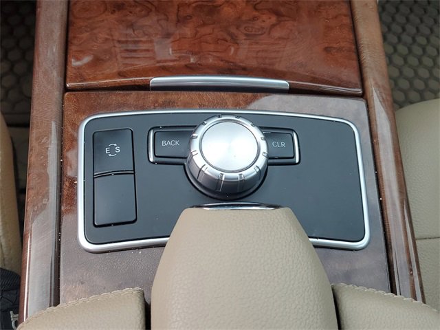 Used 2013 Mercedes-Benz E 350 4MATIC Sedan image 30