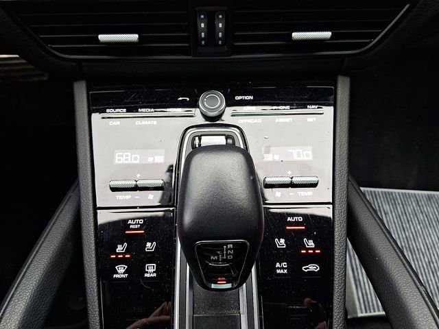 Certified 2023 Porsche Cayenne S Platinum image 21