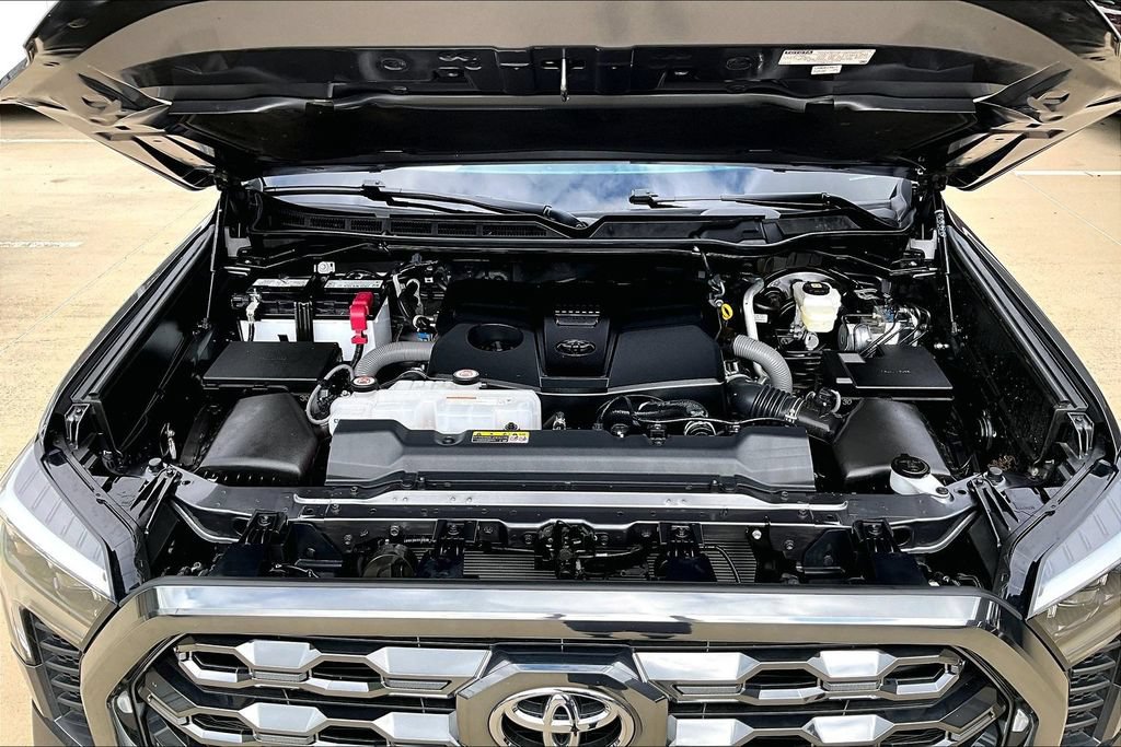 Used 2026 Toyota Tundra Platinum AWD/4WD image 11