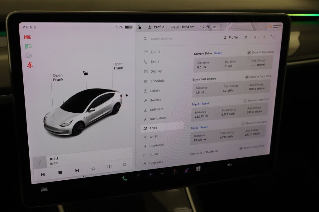 Used 2020 Tesla Model 3 Performance AWD/4WD image 32
